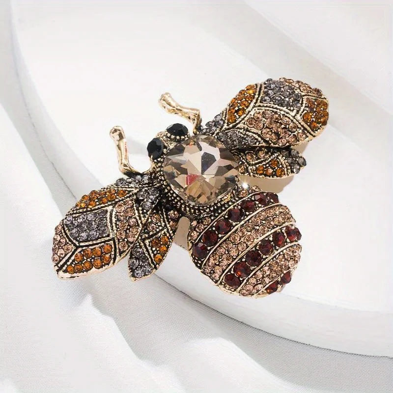 SKEDS Luxury Exaggerated Vintage Women Crystal Bee Brooch Pin Fashion Elegant Lady Exquisite Insect Rhinestone Badges