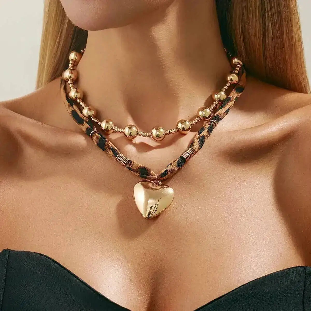KunJoe 2Pcs/Set Retro Leopard Print Cotton Rope Chain Choker Necklace for Women Punk Big Heart Pendant Necklace Fashion Jewelry