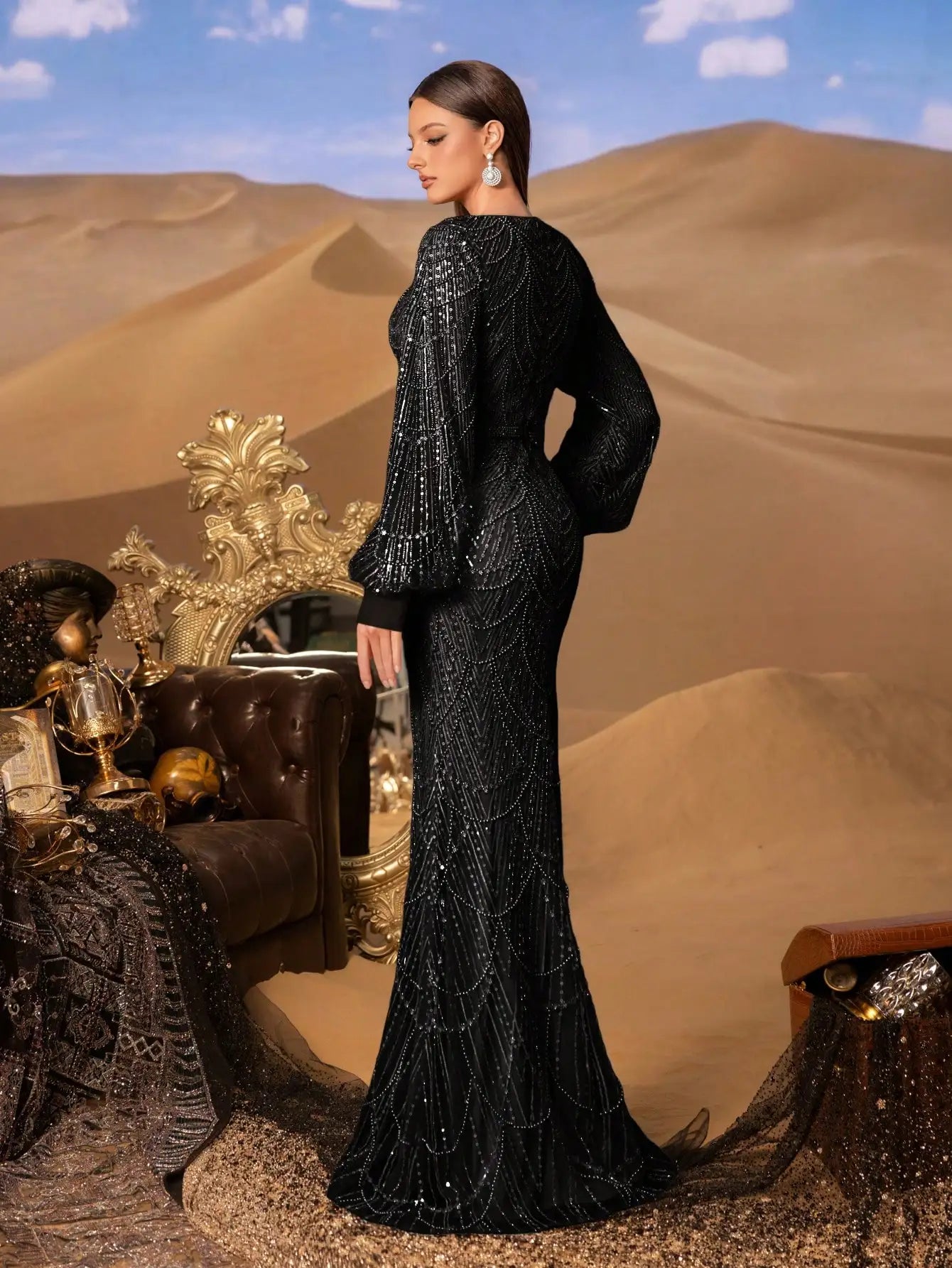 Elegant and luxurious sequined mermaid long-sleeved evening dresses, adorned with sparkling crystal beads.
