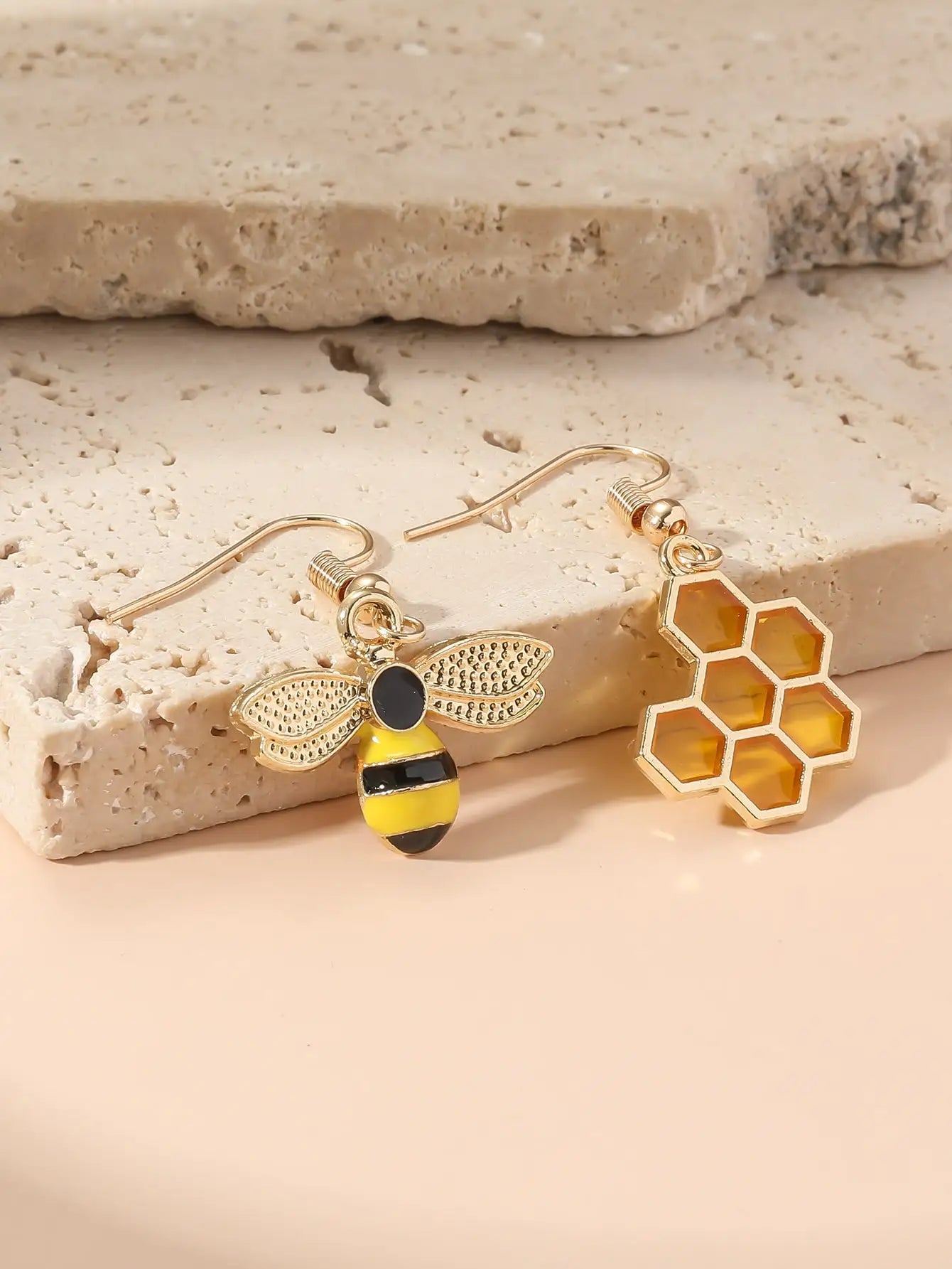 2 Pieces Insect Yellow Bee Earrings