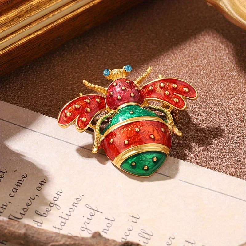 SKEDS Luxury Exaggerated Vintage Women Crystal Bee Brooch Pin Fashion Elegant Lady Exquisite Insect Rhinestone Badges